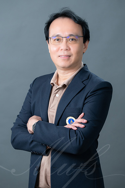 Assoc.Prof.Boonrat Tassaneetrithep, M.D., Ph.D.