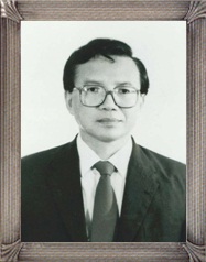 Prof.Pairoj Sinlarat 